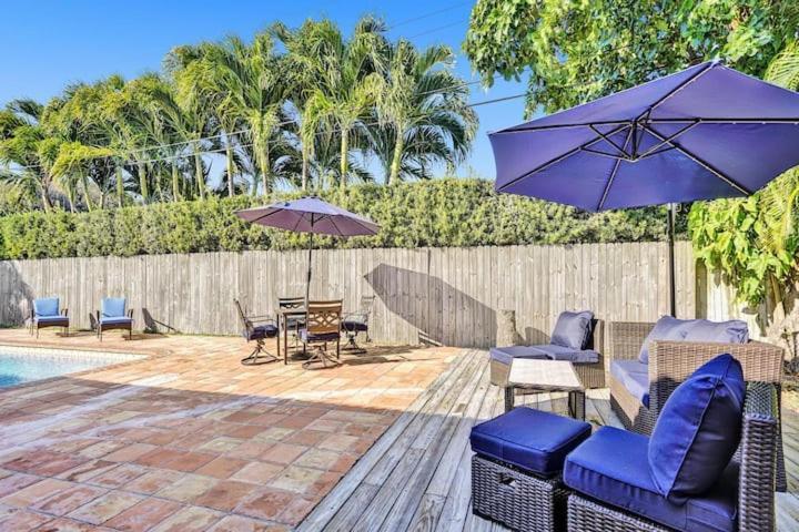 Beautiful 4 Bedrooms/Pool/Walk To Beach Deerfield Beach Exterior photo