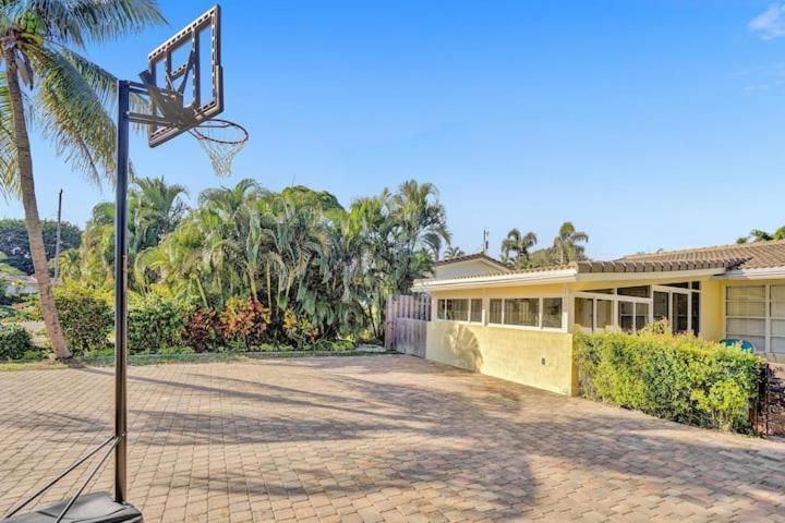 Beautiful 4 Bedrooms/Pool/Walk To Beach Deerfield Beach Exterior photo