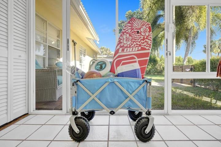 Beautiful 4 Bedrooms/Pool/Walk To Beach Deerfield Beach Exterior photo